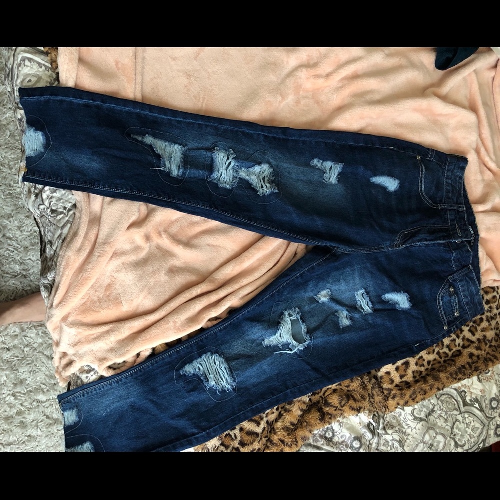 Medium-Dark wash Boyfriend Jeans